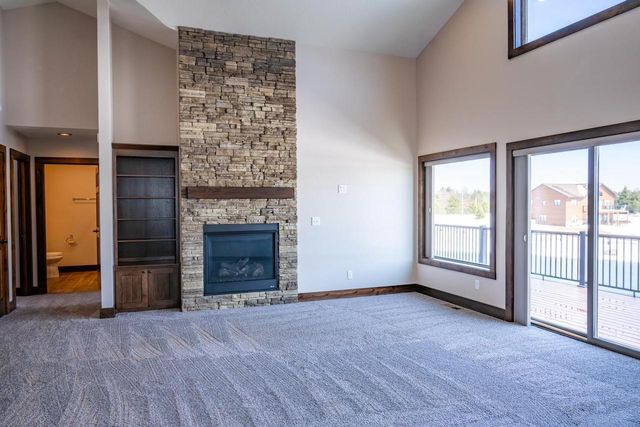 W5698 Westwater Circle, New Lisbon, WI 53950