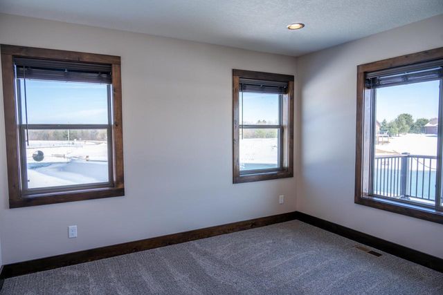 W5698 Westwater Circle, New Lisbon, WI 53950