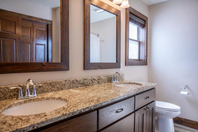 W5698 Westwater Circle, New Lisbon, WI 53950