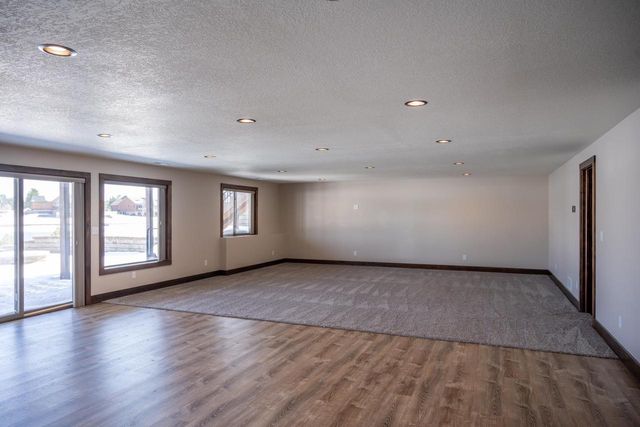 W5698 Westwater Circle, New Lisbon, WI 53950