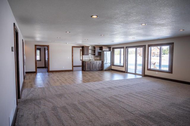 W5698 Westwater Circle, New Lisbon, WI 53950