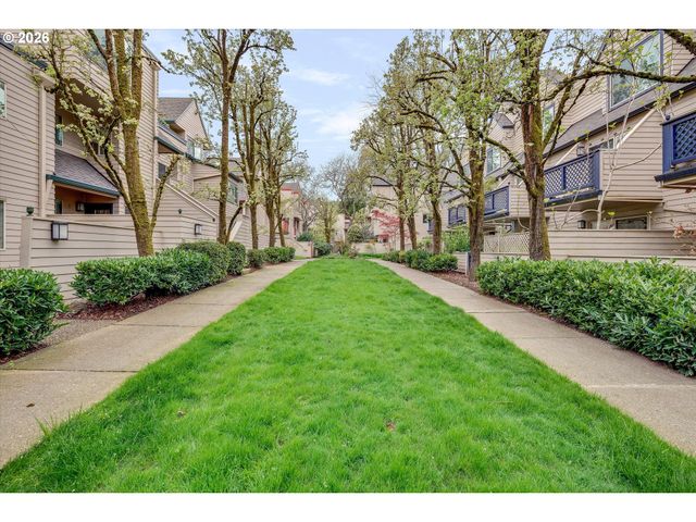 2795 Nw UPSHUR St A, Portland, OR 97210