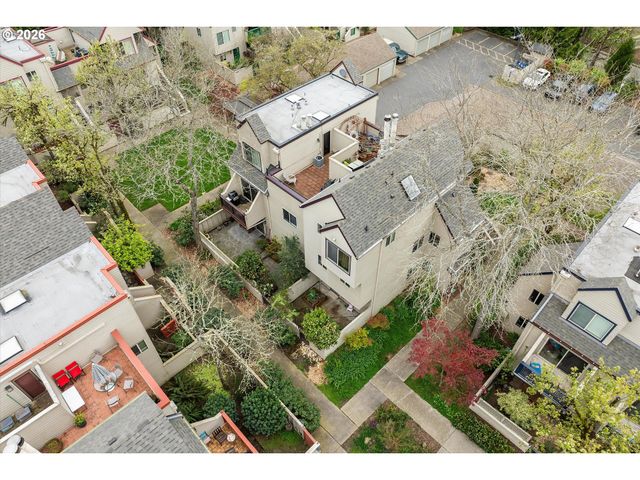 2795 Nw UPSHUR St A, Portland, OR 97210