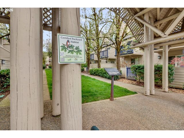 2795 Nw UPSHUR St A, Portland, OR 97210