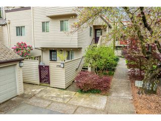 2795 Nw UPSHUR St A, Portland, OR 97210