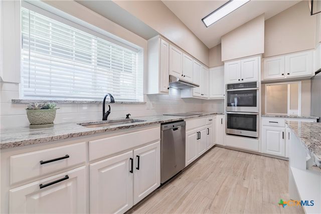 2776 S Hwy. 77, Cameron, TX 76520