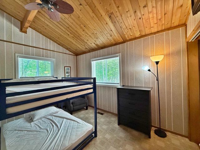 11310 E Royal Road, Morton Twp, MI 49346
