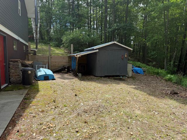 11310 E Royal Road, Morton Twp, MI 49346