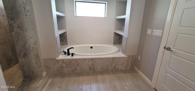 909 Cobalt Avenue, Santa Teresa, NM 88008