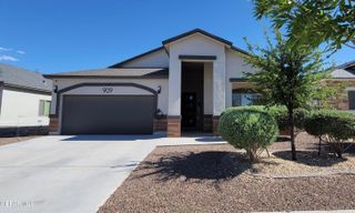 909 Cobalt Avenue, Santa Teresa, NM 88008