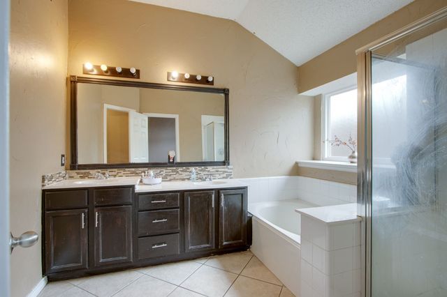 1217 Shady Elm Lane, Lewisville, TX 75067