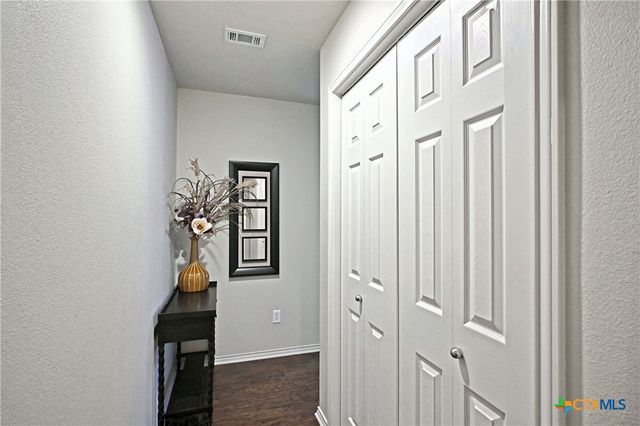 730 E Mather Street J-301, New Braunfels, TX 78130
