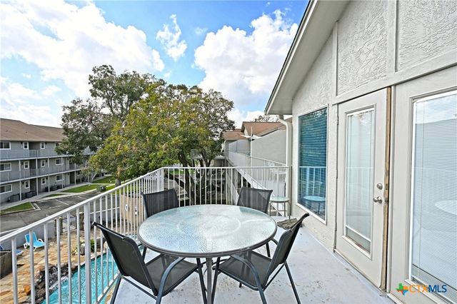 730 E Mather Street J-301, New Braunfels, TX 78130