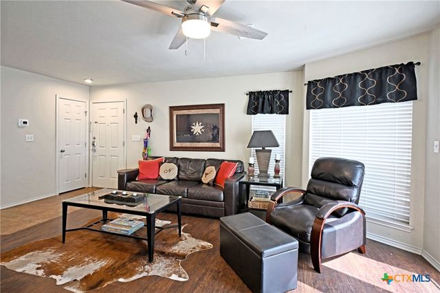 730 E Mather Street J-301, New Braunfels, TX 78130