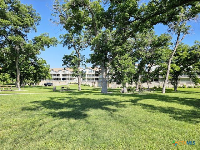 730 E Mather Street J-301, New Braunfels, TX 78130