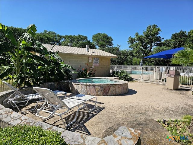 730 E Mather Street J-301, New Braunfels, TX 78130