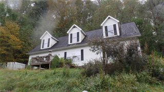 1073 Ed Little Road, Warrensville, NC 28693