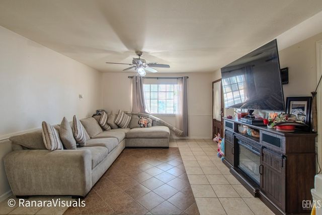 501 Buckley Avenue, Bakersfield, CA 93307