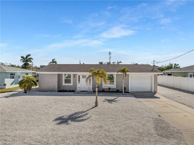 250 Donora BLVD, Fort Myers Beach, FL 33931