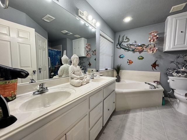 11818 Old Spanish Trail, Santa Fe, TX 77510