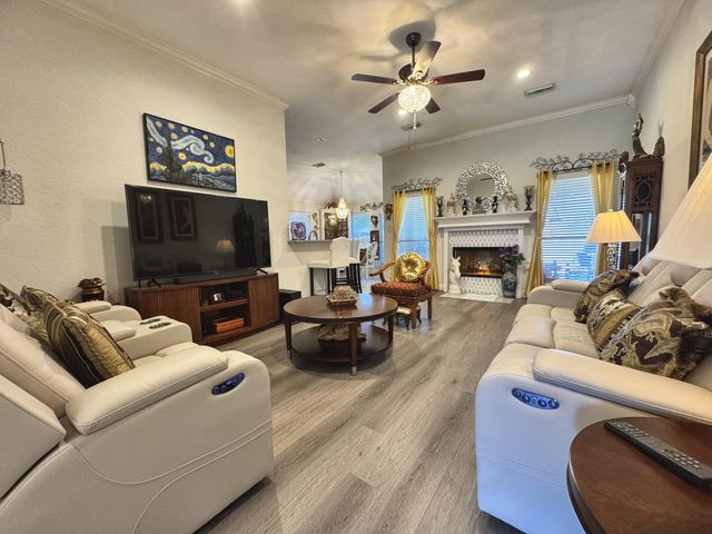 11818 Old Spanish Trail, Santa Fe, TX 77510