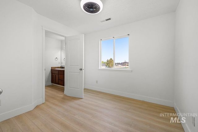 2879 Ridgebury, Meridian, ID 83646