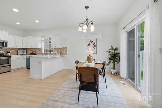 2879 Ridgebury, Meridian, ID 83646