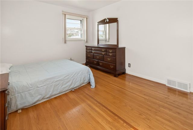 1103 Five Mile Line Road, Webster, NY 14580