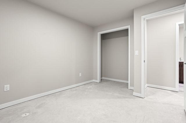 1613 5th Avenue S, Fargo, ND 58103