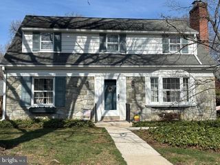 1025 HELEN AVE, Lancaster, PA 17601