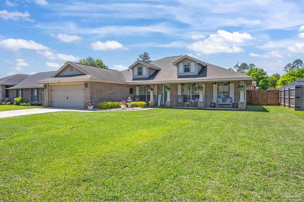 6018 Autumn Pines Cir, Pace, FL 32571