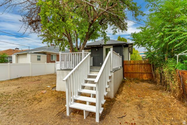 216 E WHITLOCK AVE, Salt Lake City, UT 84115