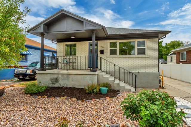 216 E WHITLOCK AVE, Salt Lake City, UT 84115