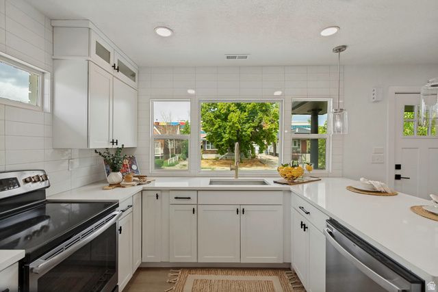 216 E WHITLOCK AVE, Salt Lake City, UT 84115