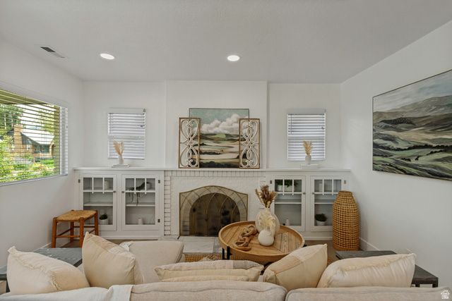 216 E WHITLOCK AVE, Salt Lake City, UT 84115