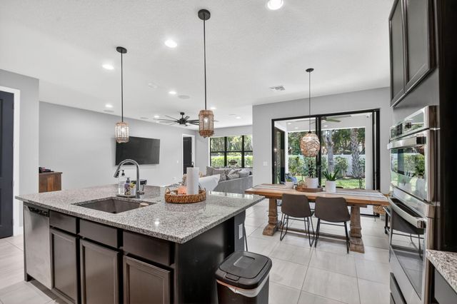 7174 Villamar Way, Lake Worth, FL 33463