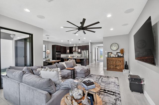 7174 Villamar Way, Lake Worth, FL 33463