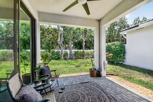 7174 Villamar Way, Lake Worth, FL 33463