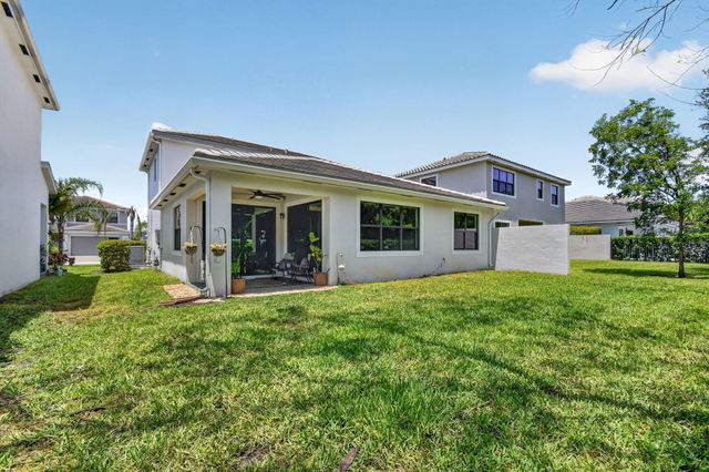 7174 Villamar Way, Lake Worth, FL 33463