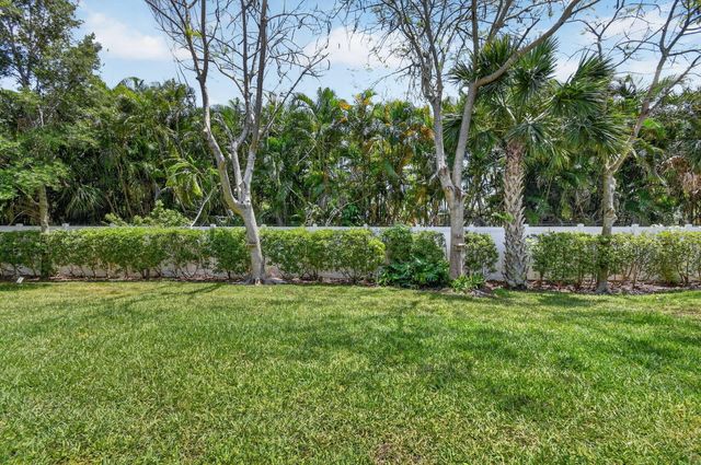7174 Villamar Way, Lake Worth, FL 33463