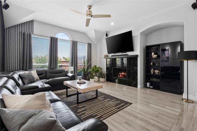 2071 GARRISON Drive, Rockwall, TX 75032