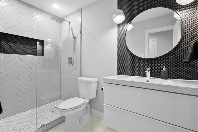 2071 GARRISON Drive, Rockwall, TX 75032