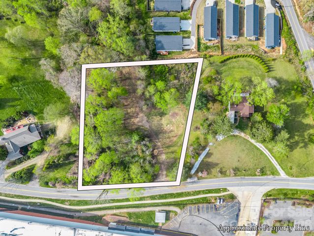 26 Adams Hill Road, Asheville, NC 28806