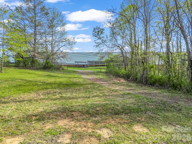26 Adams Hill Road, Asheville, NC 28806