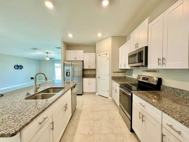 7025 KING CREEK DRIVE, Sun City Center, FL 33573