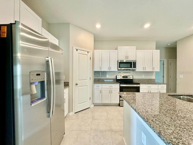 7025 KING CREEK DRIVE, Sun City Center, FL 33573