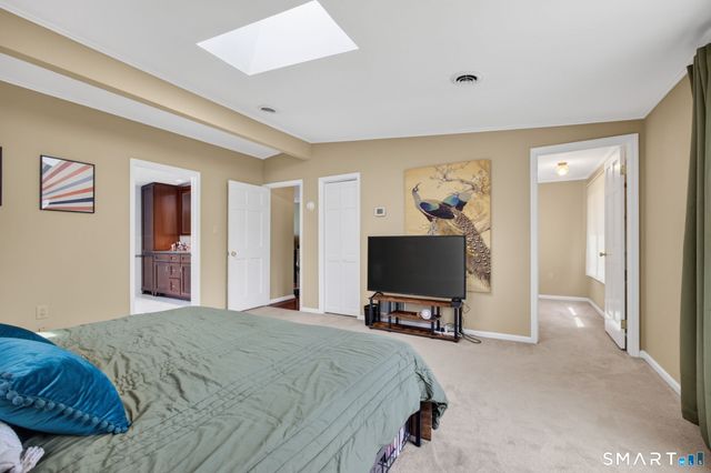 5 Cliff Street, East Haven, CT 06512
