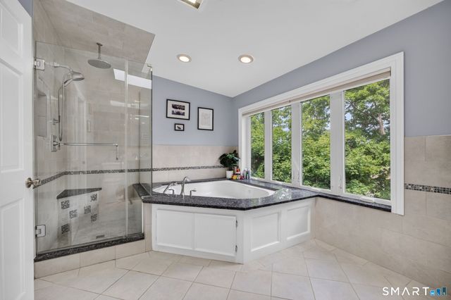 5 Cliff Street, East Haven, CT 06512