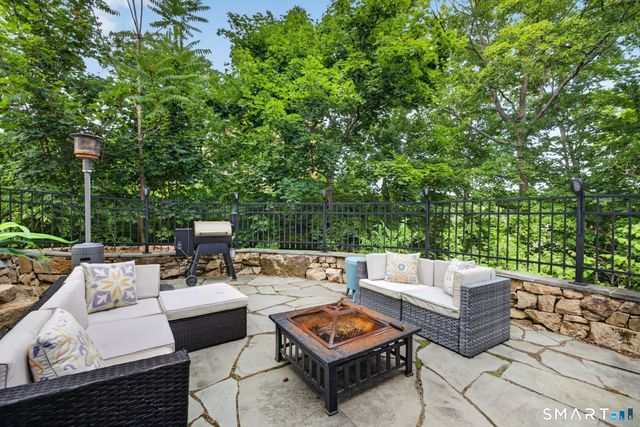 5 Cliff Street, East Haven, CT 06512