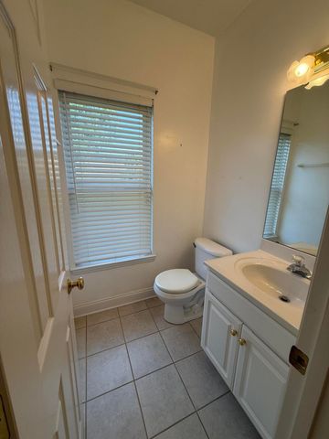 1903 SOUTH CLEARING RD, Salem, VA 24153